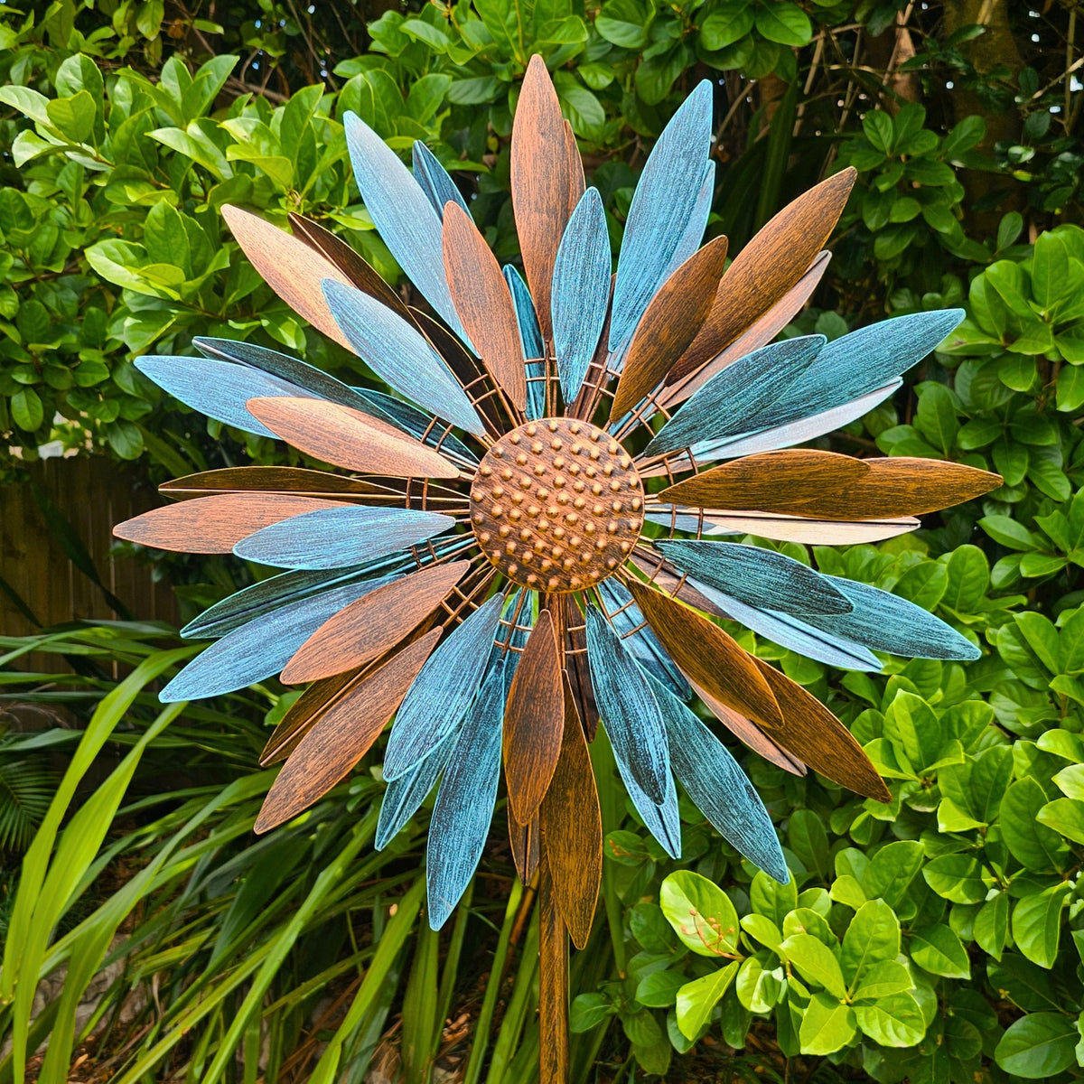 Wind Spinner Azure Daisy